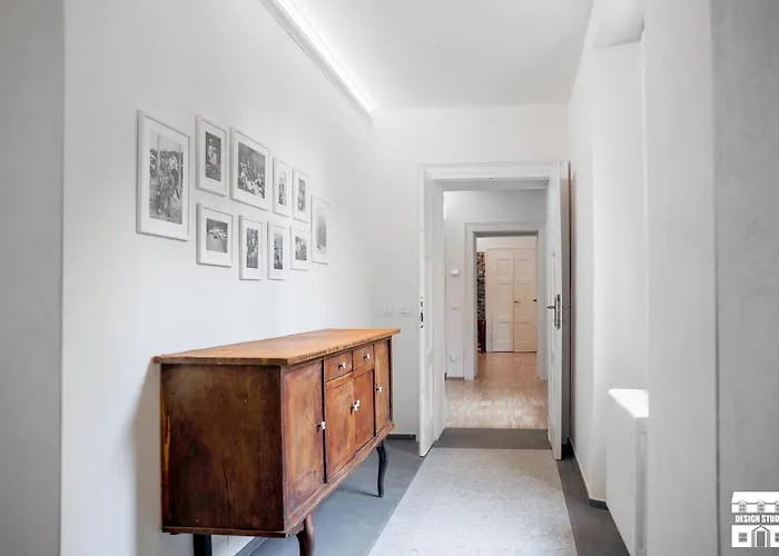 Casa Vecchia 3 By Design Lejlighed Bellano